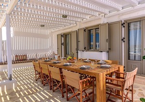 R 361 Luxury Villa with Private Pool and Stunning Sea Views in Psarrou