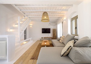 R 361 Luxury Villa with Private Pool and Stunning Sea Views in Psarrou