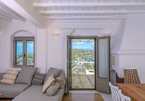 R 361 Luxury Villa with Private Pool and Stunning Sea Views in Psarrou
