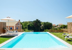 Reiki Luxury Villas with private swimming pool