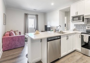 Rideau 1Bd Apartment Balcony Free Parking in Smiths Falls/Canada