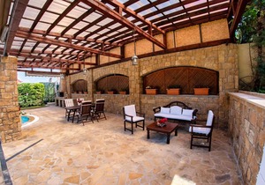 Sani Villa Lili 5