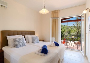Seven Springs Apollon Villa