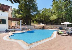 Seven Springs Dimitra Villa