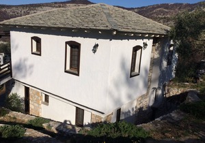 Skidia Apartment 1 with 50m² (4 beds + 2 extra beds possible)