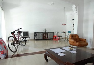 Spacious apartment near the sea