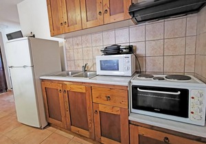 Stone built apartment up to 4,Olive Grove,Near Beach,Mani 4