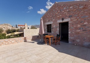 Stone built apartment w mezzanine,Olive Grove,Near Beach,Mani 5