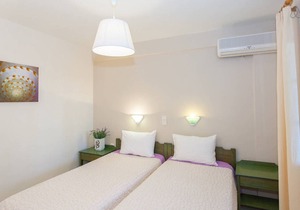 SUMMER HOLIDAY APARTMENT VERY CLOSE TO CRYSTAL WATER SANDY BEACH