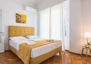 Super Paradise Apartments