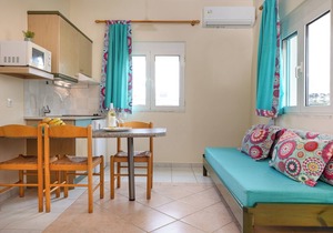 SYNNY AND COMFORTABLE STUDIO NEAR CRYSTAL WATER SANDY BEACH
