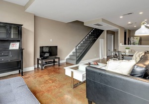 The Littlefields by Lodgewell | Downtown Loft | A4 in Austin