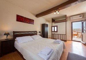 The Neighborhood- Maisonette 4