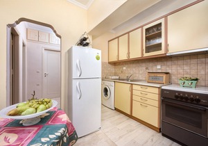 The Old Mansion | Three People Apartment