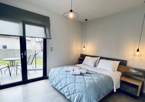 TheaSea Luxury Suites- Studio Suite 3