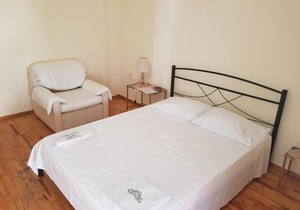 THESSALONIKI NEW PRIVATE APARTMENT 2 ROOMS 3 BEDs