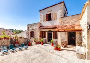 Traditional Home Vereniki With Heated Pool - BY APOKORONAS VILLAS
