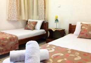 Traditional Villa with Wifi and Air Conditioning at only 150m from the Beach !