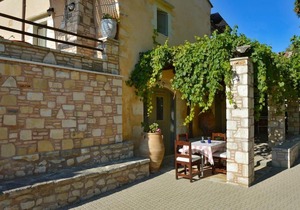 Traditional Villa in Vamos