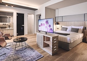 Urban - Deluxe Suite in Glyfada