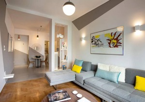 Veikou2 in Athina with 2 bedrooms and 1 bathrooms