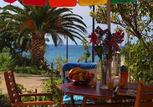 Vistonia Ferienwohnung 4 - direkt am Strand mit Meerblick