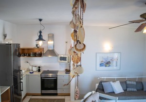 Villa 110 m2 in Agia Irini, walking distance to beach with pool access, 7 guests