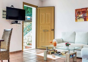 Villa ∙ 3 bedrooms ∙ 6 guests