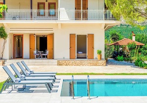 Villa Agricola - Five Bedroom Villa, Sleeps 10