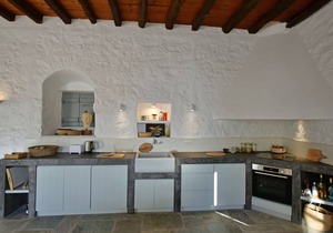 Villa Alma - Large spacious house close to the port