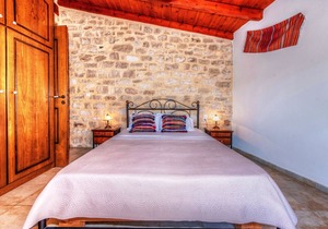 Villa Andriana - Traditional Luxury