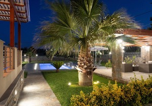 Villa David 5 bedroom villa with a heated pool