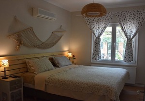Villa Gerani, 30m From The Beach, Sleeps 6