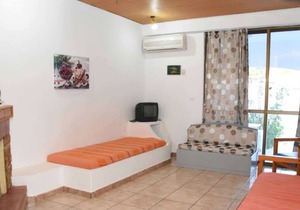 Villa Irene 4 * Two Storey apartment near the sea * Sandy Beach