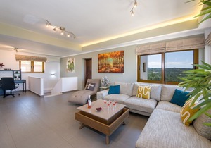 Villa Lady Dafni with private heated pool