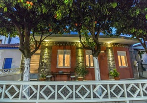 Villa Near The Beach (125m²) 2-7 Guests