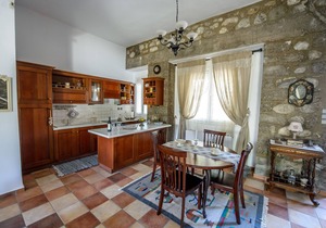 Villa Near The Beach (125m²) 2-7 Guests