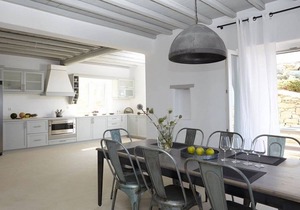 Villa of Cycladic Design, Private Pool, Stunning Views to the Sea & Sunsets near Choulakia Beach