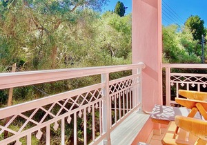 Villa Ourania - Studio 4 garden view