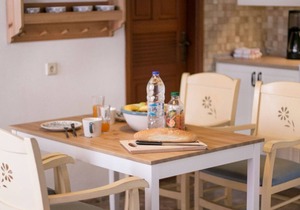 Villa Thalassa Suites 3 | Modern comfort | Traditional Greek charm | Private.