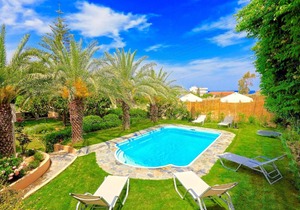 Villa Villa Karteros