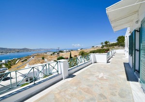 Villa with stunning sea view