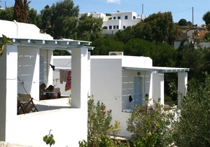 Villas Georgy (Parikia) House with garden facing the sea