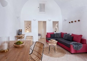 (w) Executive Cave Villa with Outdoor Hot Tub