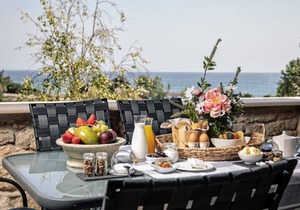 (w) Halkidiki Blue Villa with Guest Studio | Kassandra