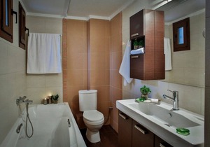 (w) Queen 4 Bedroom Villa | Private Pool