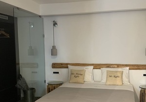 White Lotus Villa Vamos