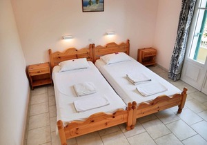 Yiannis Apartment 3 Agios Georgios Pagoi Corfu