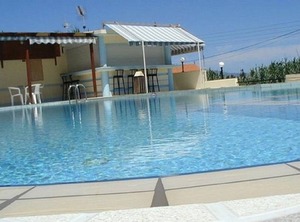 Andys Gardens Hotel Γεράνι | Gerani
