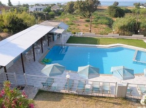 Andys Gardens Hotel Γεράνι | Gerani
